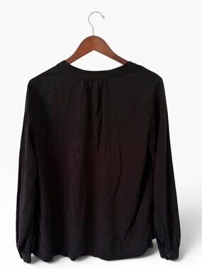 GAP Women's Long Sleeve V-Neck Blouse – True Black- M